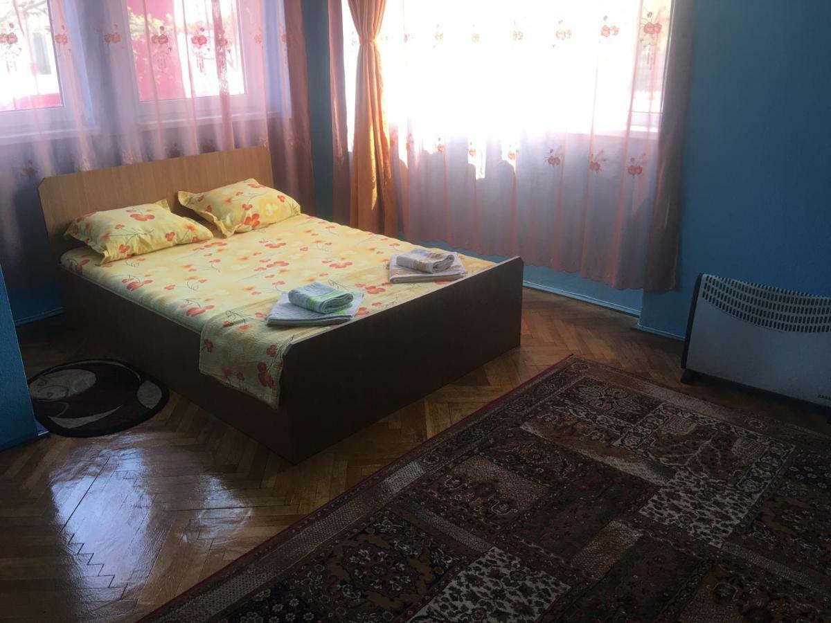Vila La Izvorul Putinei Hateg Bagian luar foto